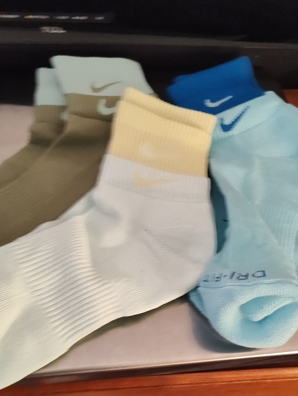 Nike Low-Cut Athletic Socks - Light Blue, Pale Yellow, Olive